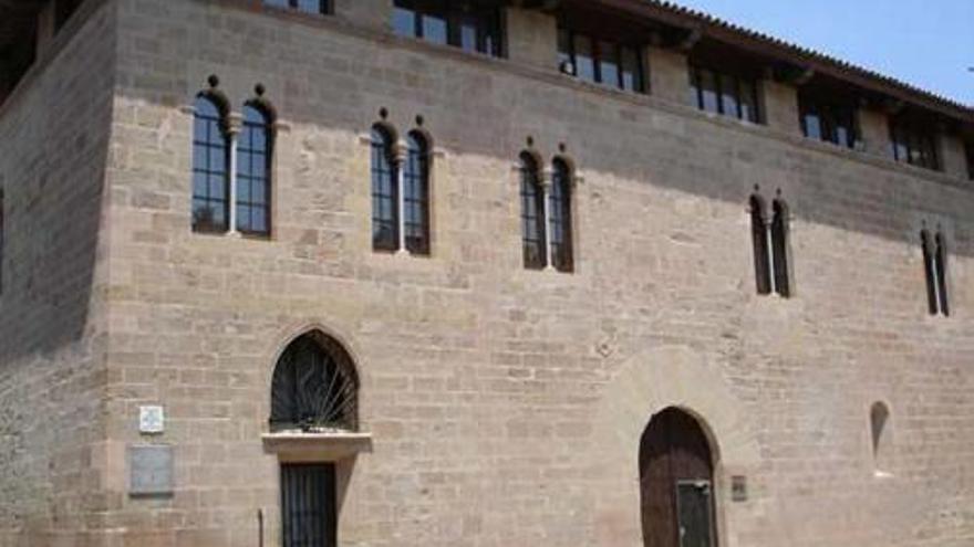 Façana del palau Llobera