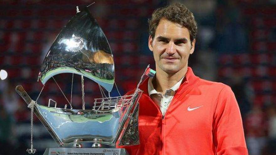 Federer reina en Dubái