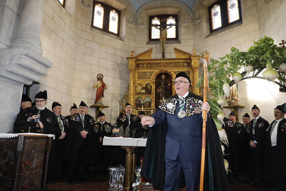 Así fue la ceremonia y los actos en torno al XX Capítulo de la Cofradía de Amigos de los Nabos.