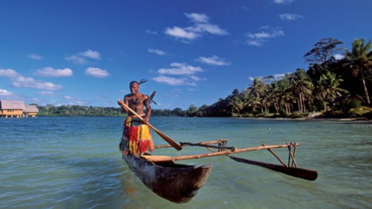 Travesía en canoa.