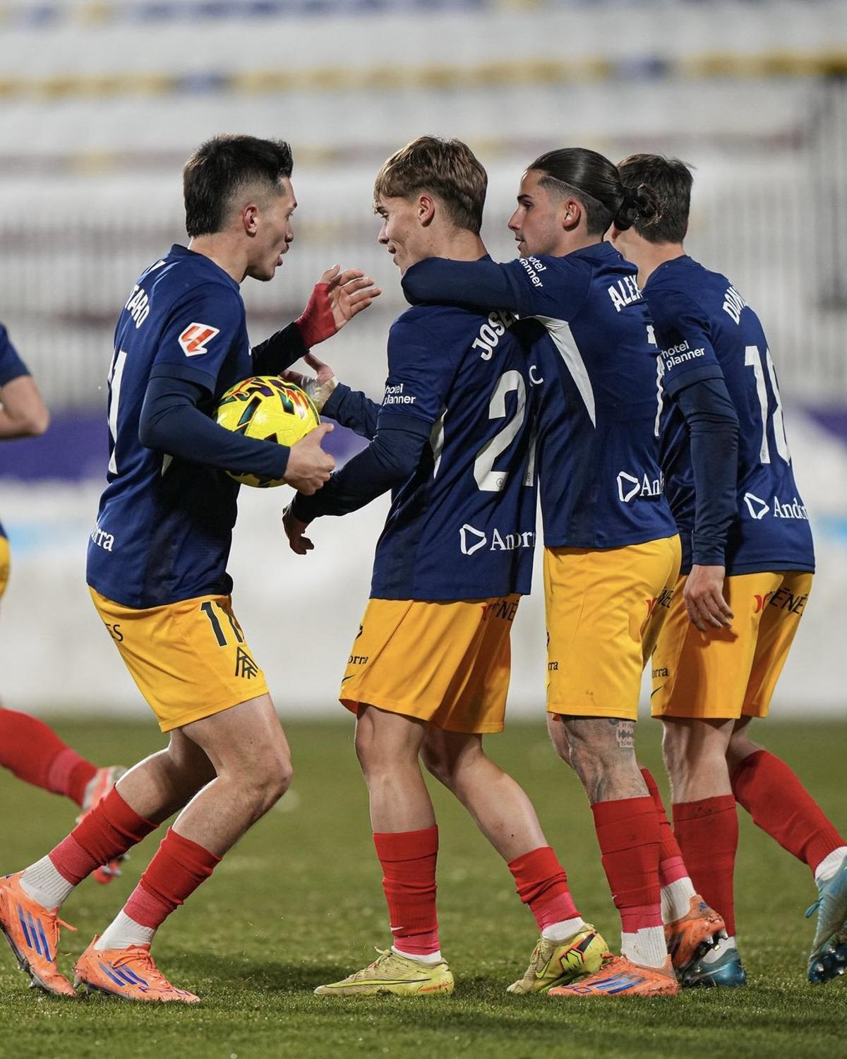 El Andorra rescató un punto