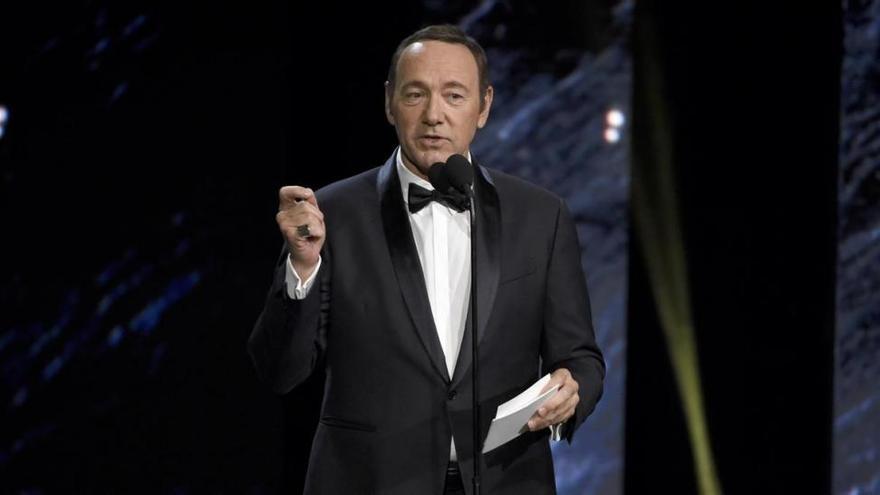 Varios empleados de &#039;House of Cards&#039; arremeten contra Kevin Spacey