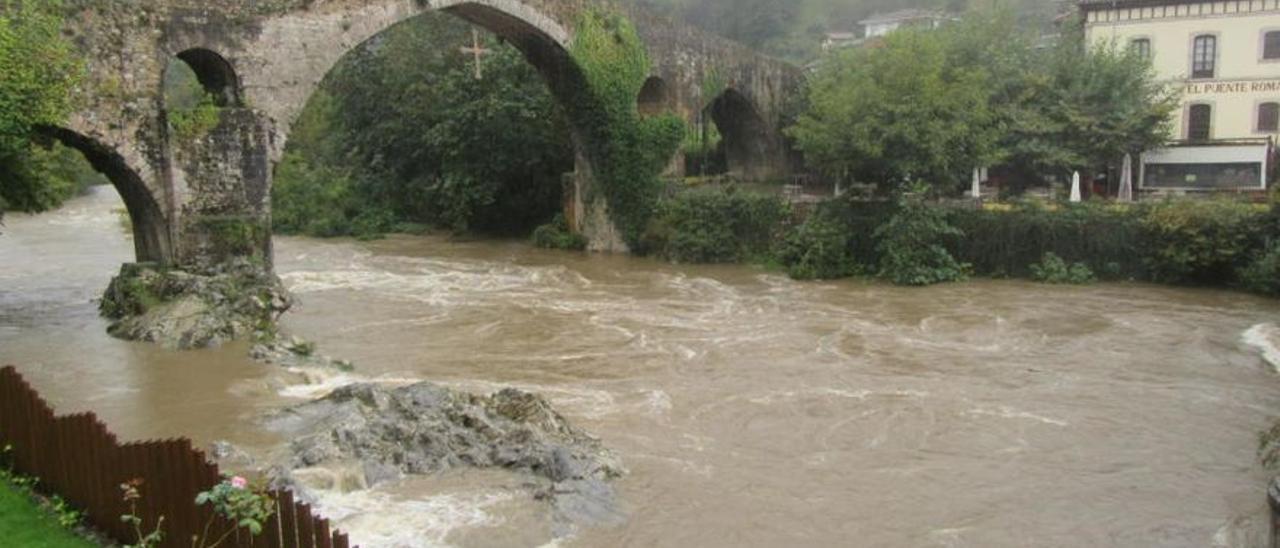 El puente romano de Cangas de Onís.