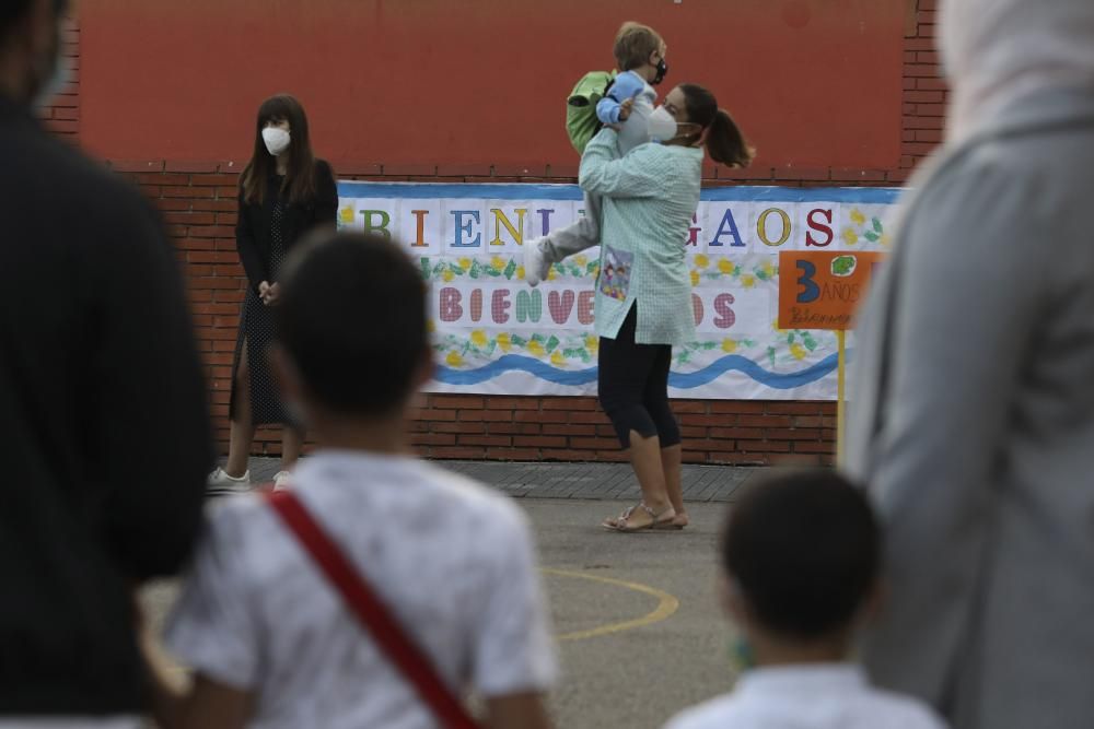 Avilés: inicio del curso más marcado por el covid