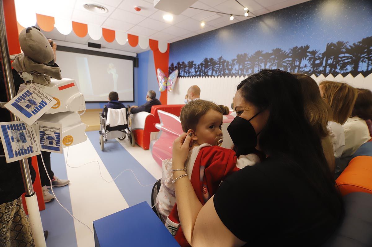 Un cine para los peques del Hospital Reina Sofía