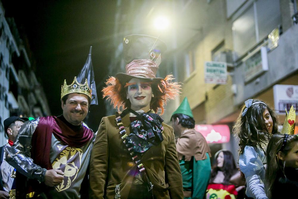 Búscate en las fotos del Carnaval en Benidorm