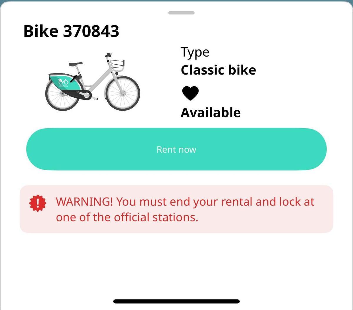Un nuevo aviso alerta a los usuarios al alquilar las bicicletas de que deben devolverlas en las estaciones oficiales.