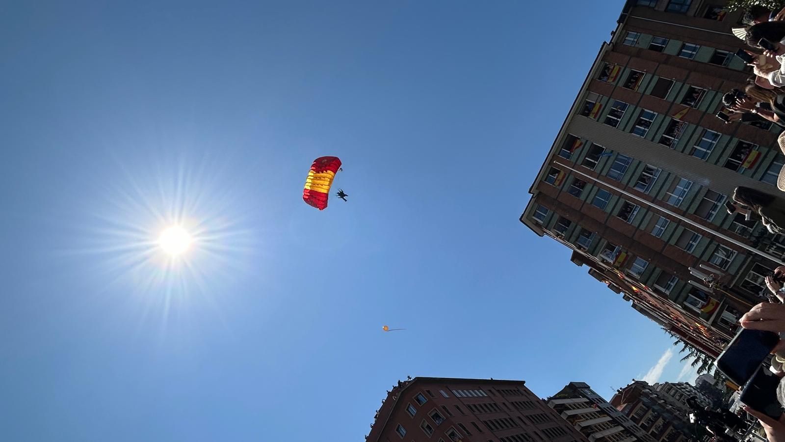 EN IMÁGENES: Así fiue el multitudinario desfile en Oviedo por el Día de las Fuerzas Armadas