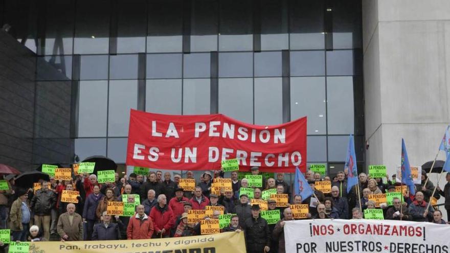 Juicio para reclamar la subida de las pensiones