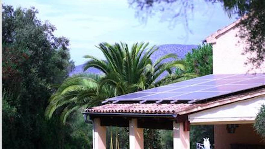 Photovoltaikanlagen sparen Kosten, schonen die Umwelt und garantieren die Stromversorgung.