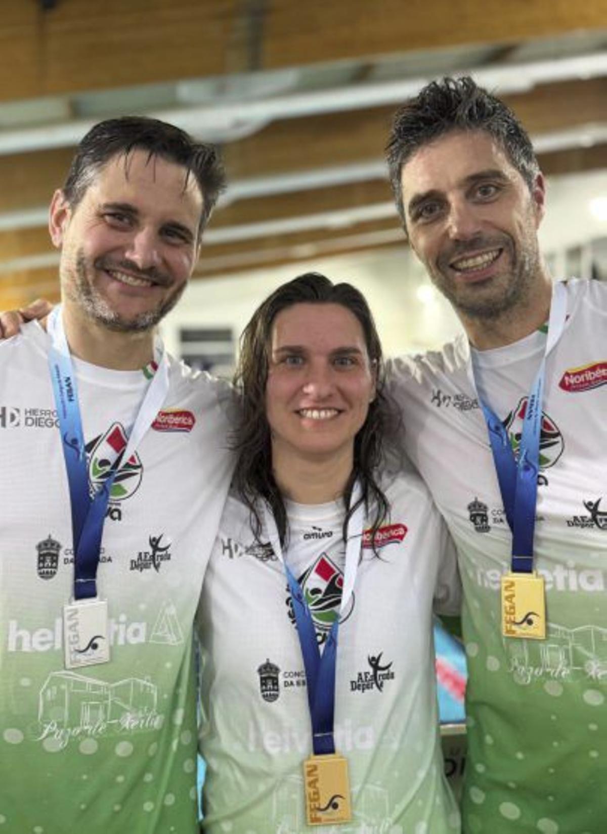 Tres de los nadadores. |