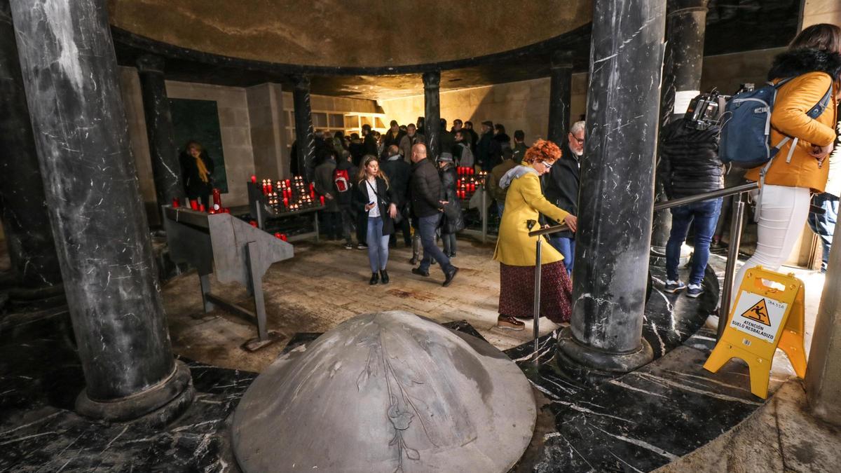 Funeral por Isabel-Clara Simó en Alcoy