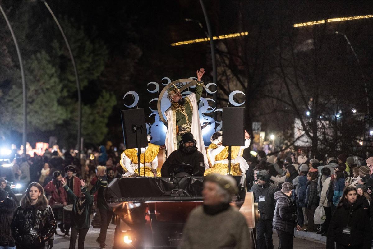 Troba't a les imatges de la cavalcada de Reis de Manresa 2026