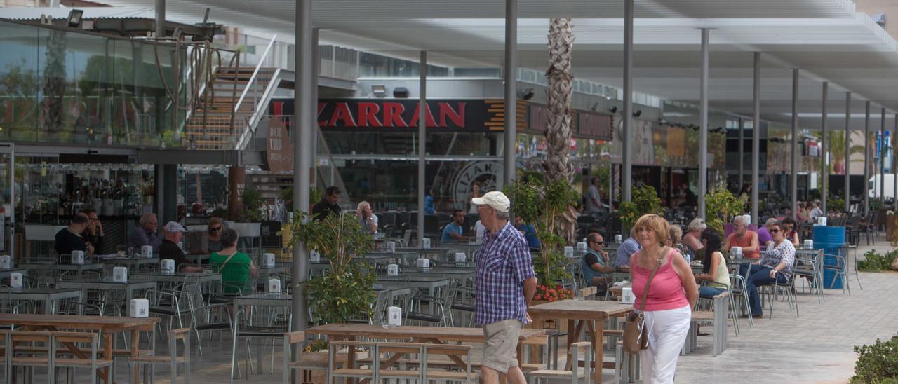 Una imagen de negocios de restauración en Santa Pola