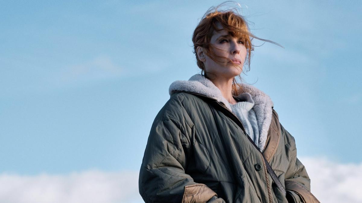 Kelly Reilly (Jackie Ellis) en una imagen de la miniserie 'Under salt marsh'