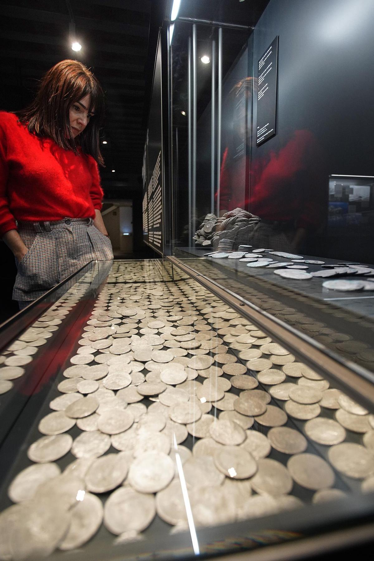 L'exposició 'Naufragis. Arqueologia submergida' s'endinsa en el món de l'arqueologia subaquàtica