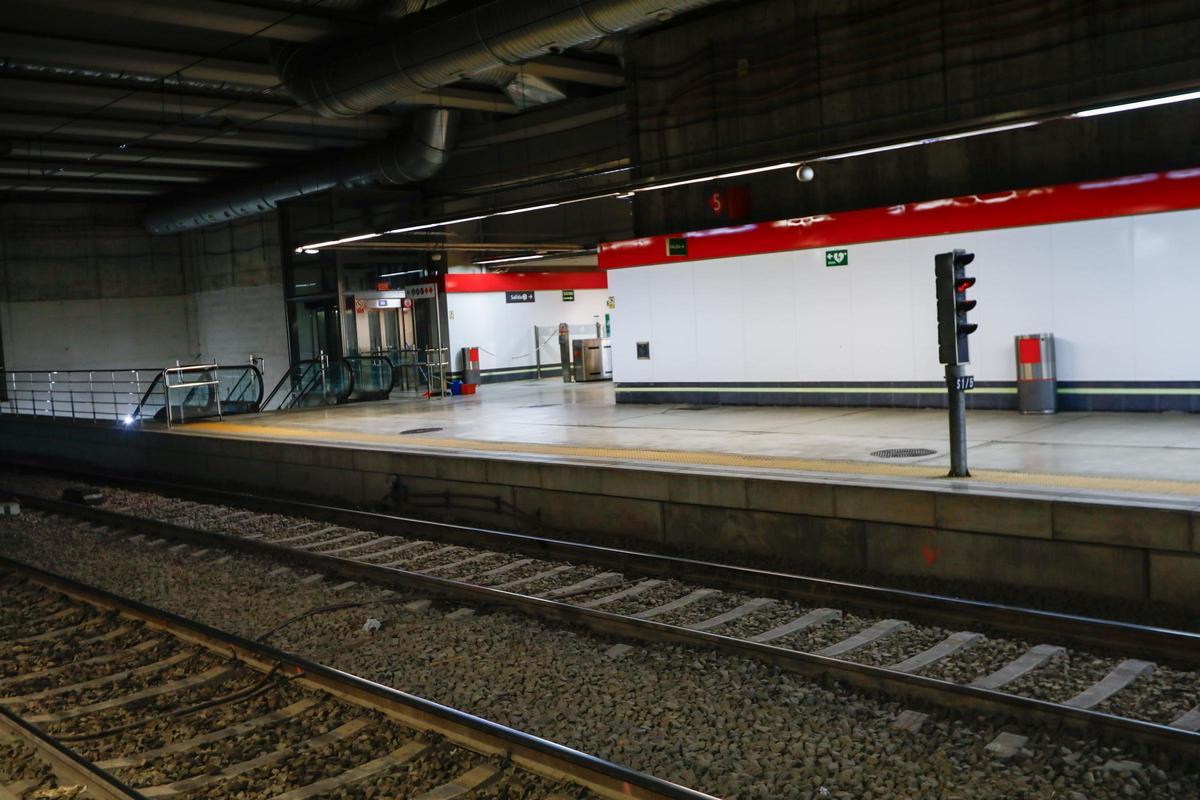 En imágenes | Este es el estado de la estación de Delicias de Zaragoza