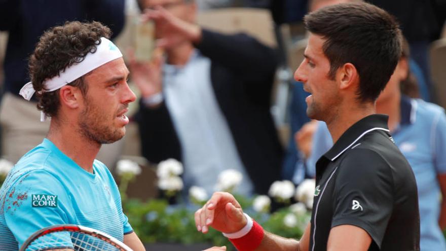 El italiano Cecchinato elimina a Djokovic de Roland Garros