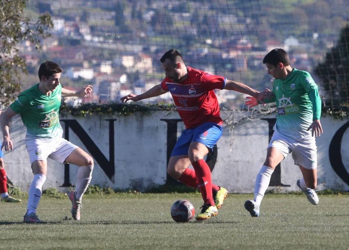 Una acción del Domaio-Ribera de ayer.