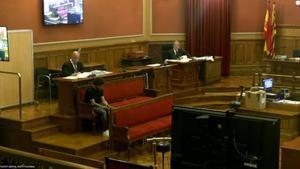 Lhome al banc dels acusats de la sala del jurat de lAudiència de Barcelona