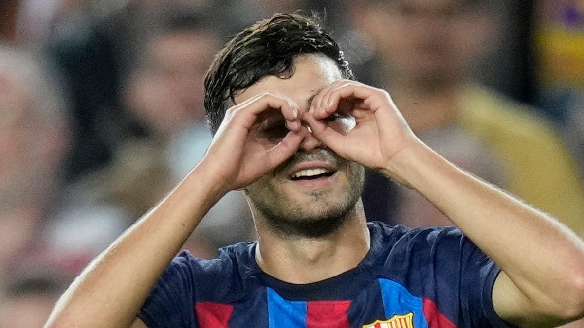 Pedri celebra su gol ante el Celta