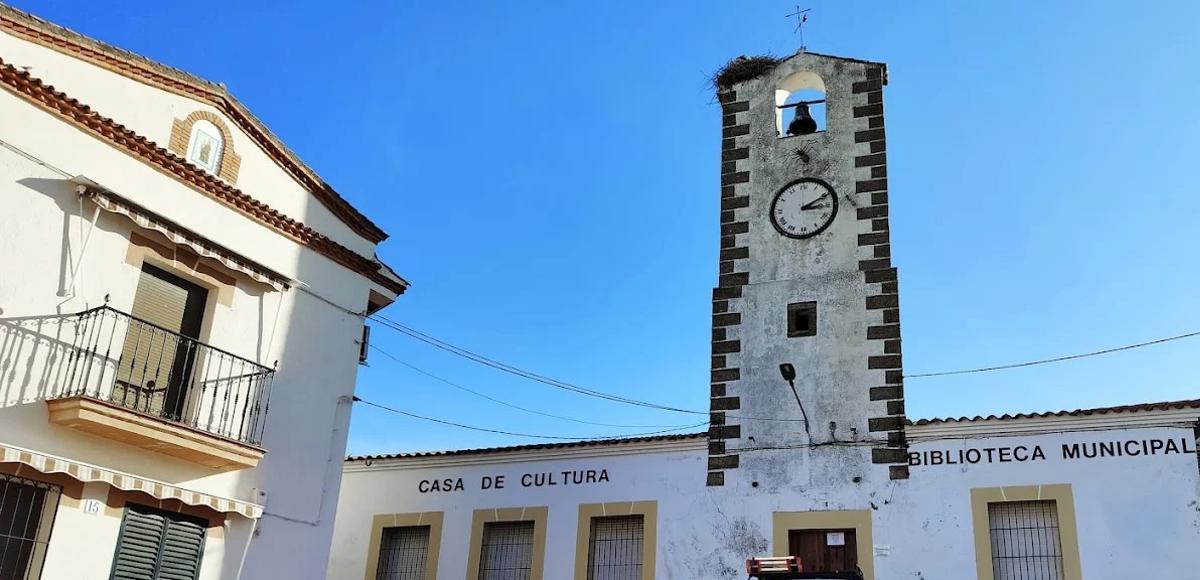 Casa de cultura y biblioteca municipal.