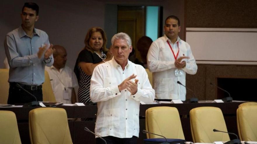 Cuba impulsa una reforma de la Constitución