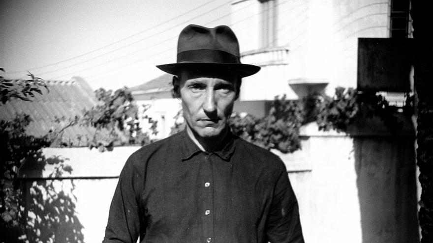 William S. Burroughs: el parricida y pederasta que protagonizó anuncios de Nike y fue un héroe de la contracultura