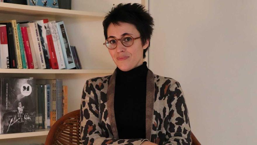 Eva Baltasar: «Estic cansada de parlar de la maternitat i vull continuar escrivint sobre altres coses»