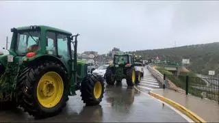 Los agricultores de Córdoba mantienen su calendario de protestas pese a las concesiones