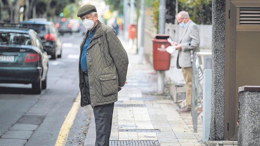 Amós García: «El pico de casos de Covid-19 no es alarmante pero sí alertante»