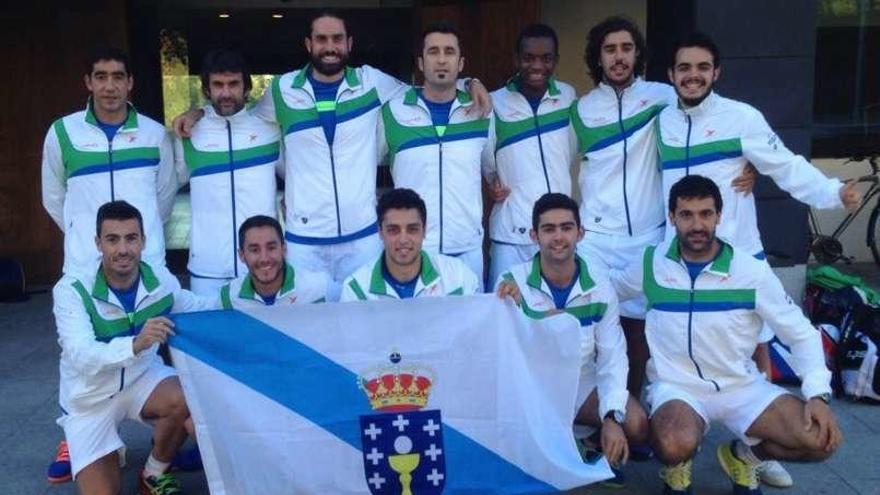 Los integrantes de la selección gallega masculina de pádel.