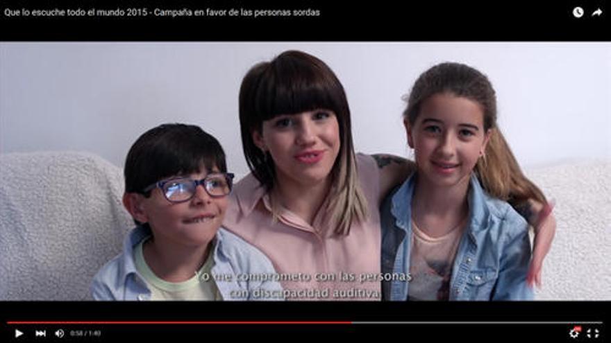 La cantante Angy Fernández participa en la campaña de Fiapas