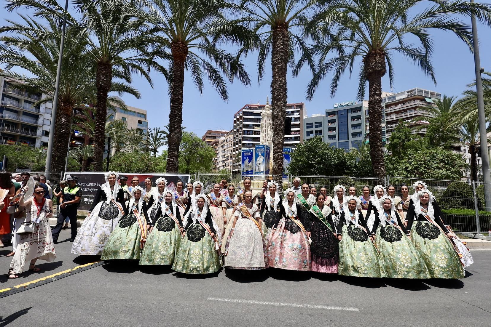 Mascletà del 22 de junio. Llega la corte mayor