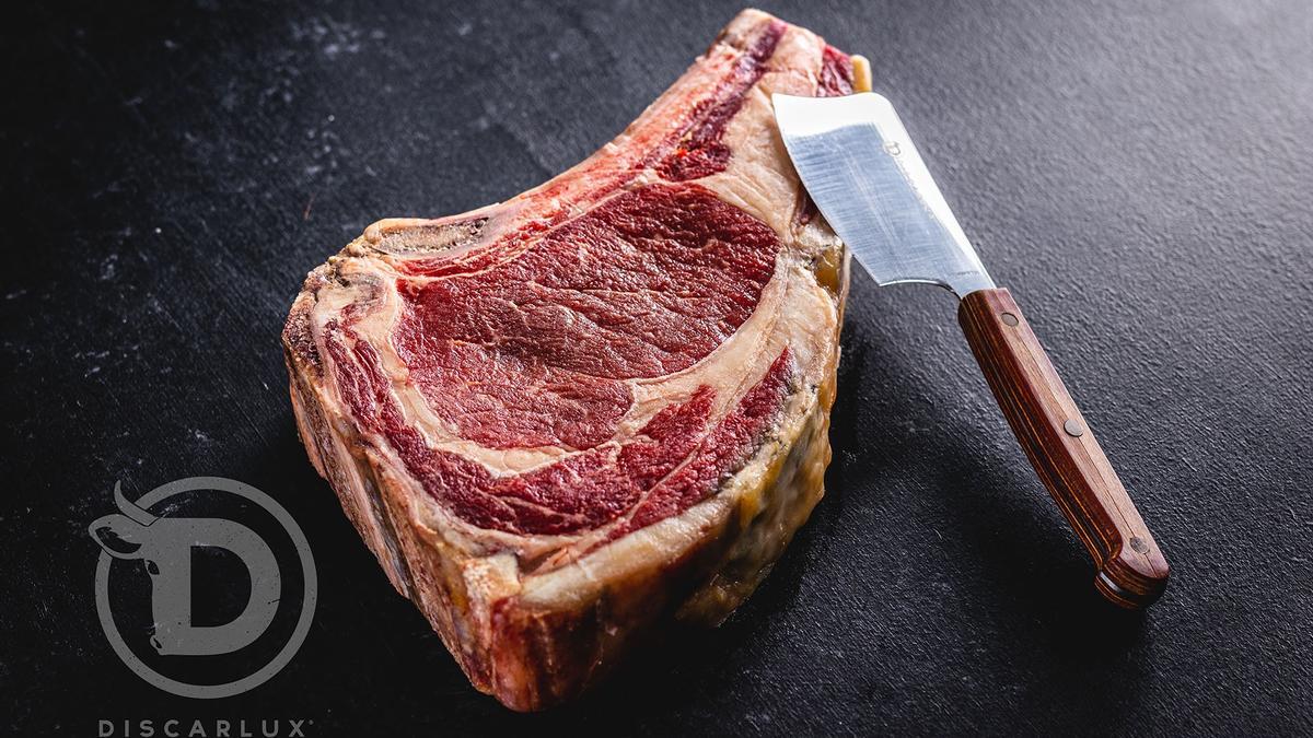 Discarlux ofrece una amplio catálogo de cortes de carnes de vaca y buey, de primera calidad.