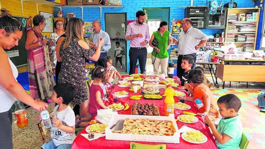 La escuela de O Souto desalojada por la explosión vuelve a la normalidad