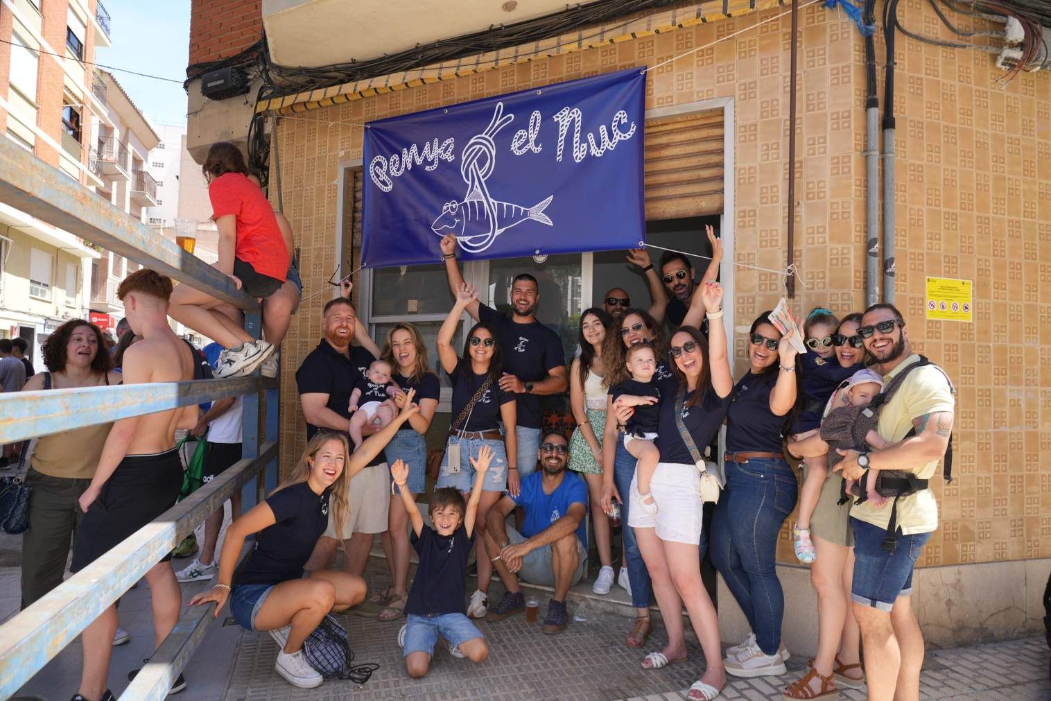 El Grau da inicio a las fiestas de Sant Pere con pólvora, bous y música