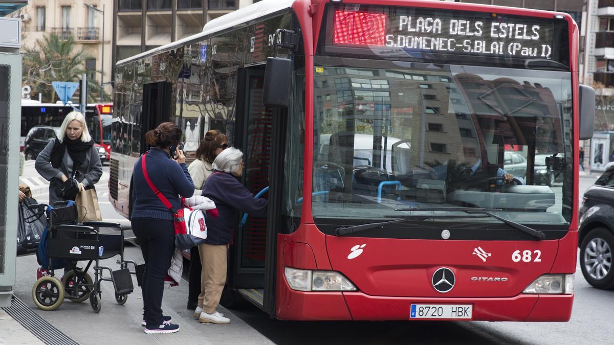 El proceso para el nuevo pliego del autobús urbano de Alicante está en marcha