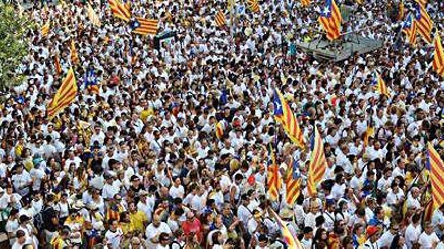 Diada del 2016 al passeig de la Pau de Berga