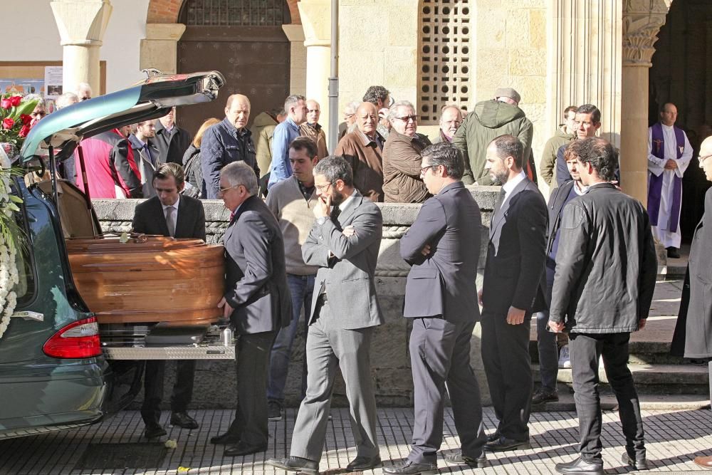 Funeral por Juan Fombona, el joven atropellado en Somió