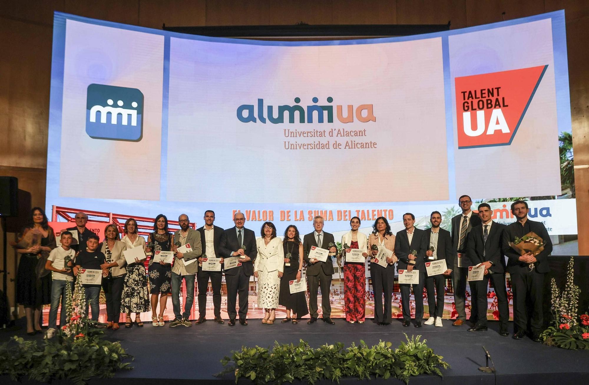La Universidad de Alicante distingue a antiguos alumnos convertidos en referentes en la III Gala Alumni “Talento Global UA”