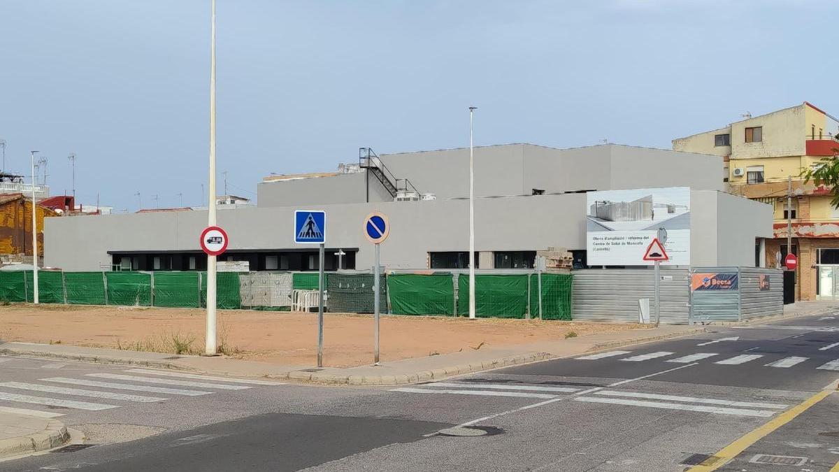 Fachada del centro de salud de Moncofa, que la Conselleria de Sanitat ampliará.