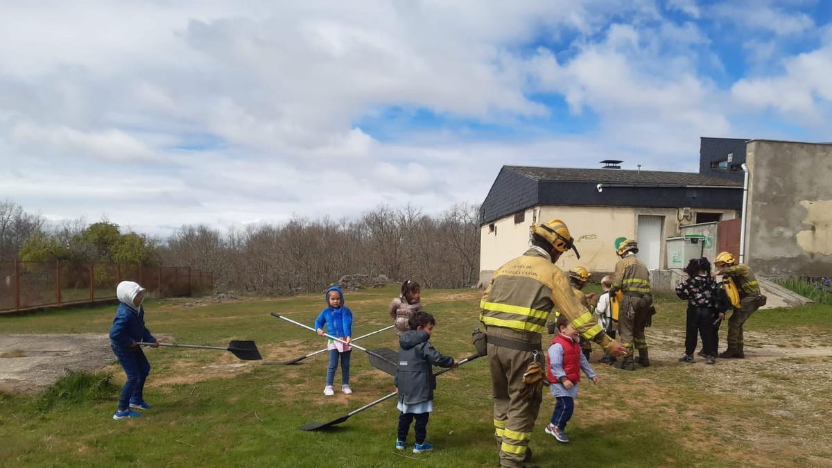 Actividades de prevención de incendios en el CRA de Palacios de Sanabria