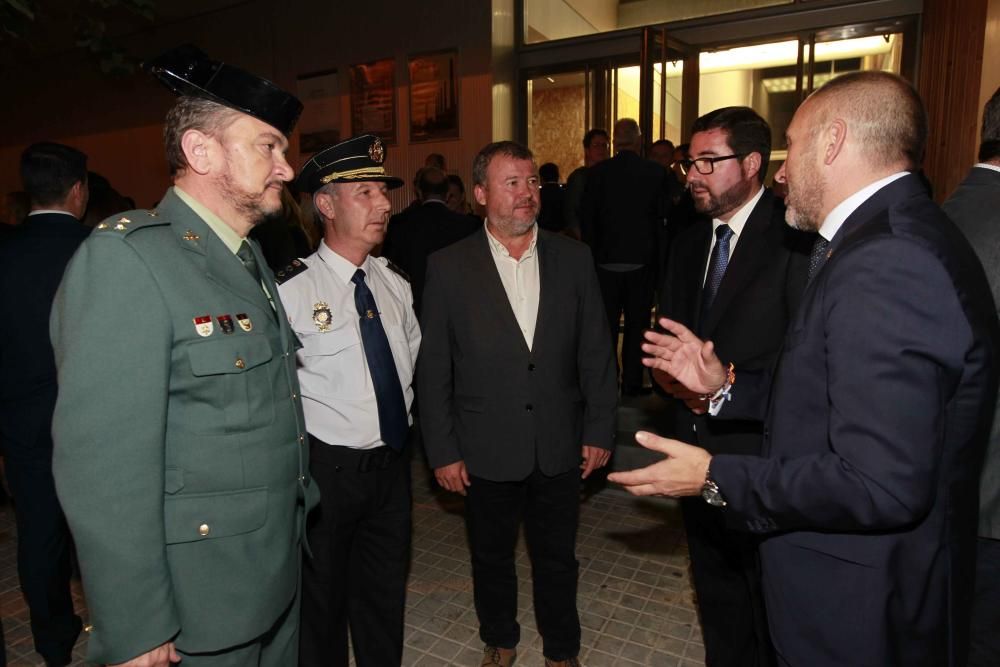 Gala 25 aniversario Levante-EMV Camp de Morvedre. Altos cargos de la Policía Nacional, Guardia Civil, Quico Fernández, alcalde de Sagunt entre los invitados