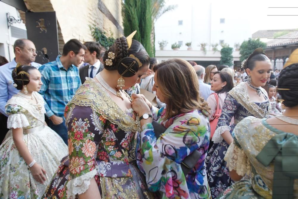 Entrega de los certificados de tejido de seda valenciana