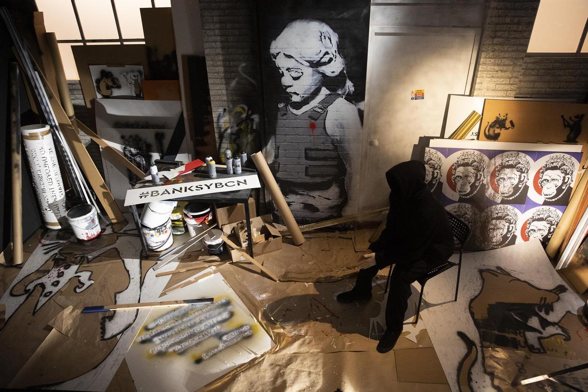 Banksy se infiltra en el Disseny Hub Barcelona