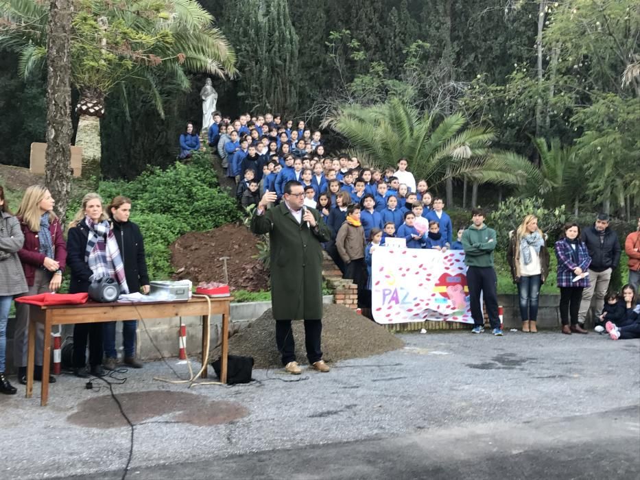 Celebración del Día de la Paz en el colegio 'El Monte'.