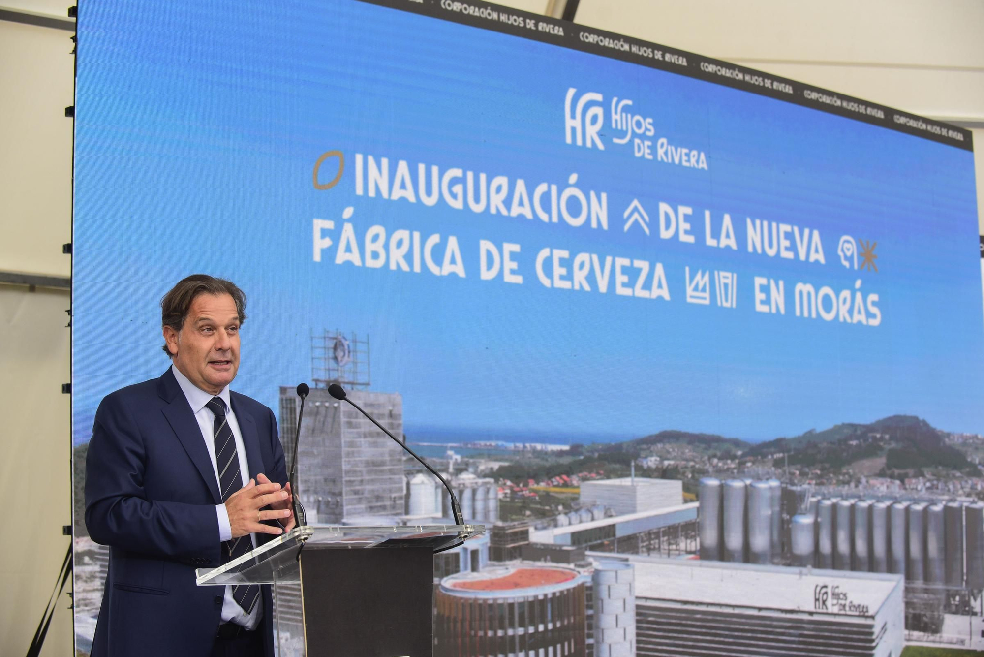 Estrella Galicia inaugura su nueva planta de producción en el polígono de Morás