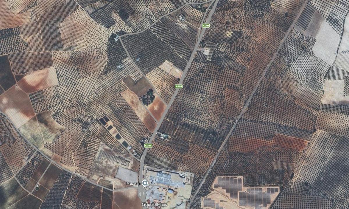 Vista aérea de los terrenos en los que se construirá el nuevo centro logístico de Ximénez en Aguilar de la Frontera.