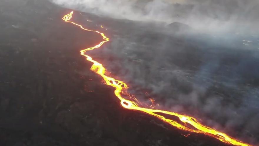 Imágenes aéreas del estado general de canales y tubos lávicos del volcán de La Palma